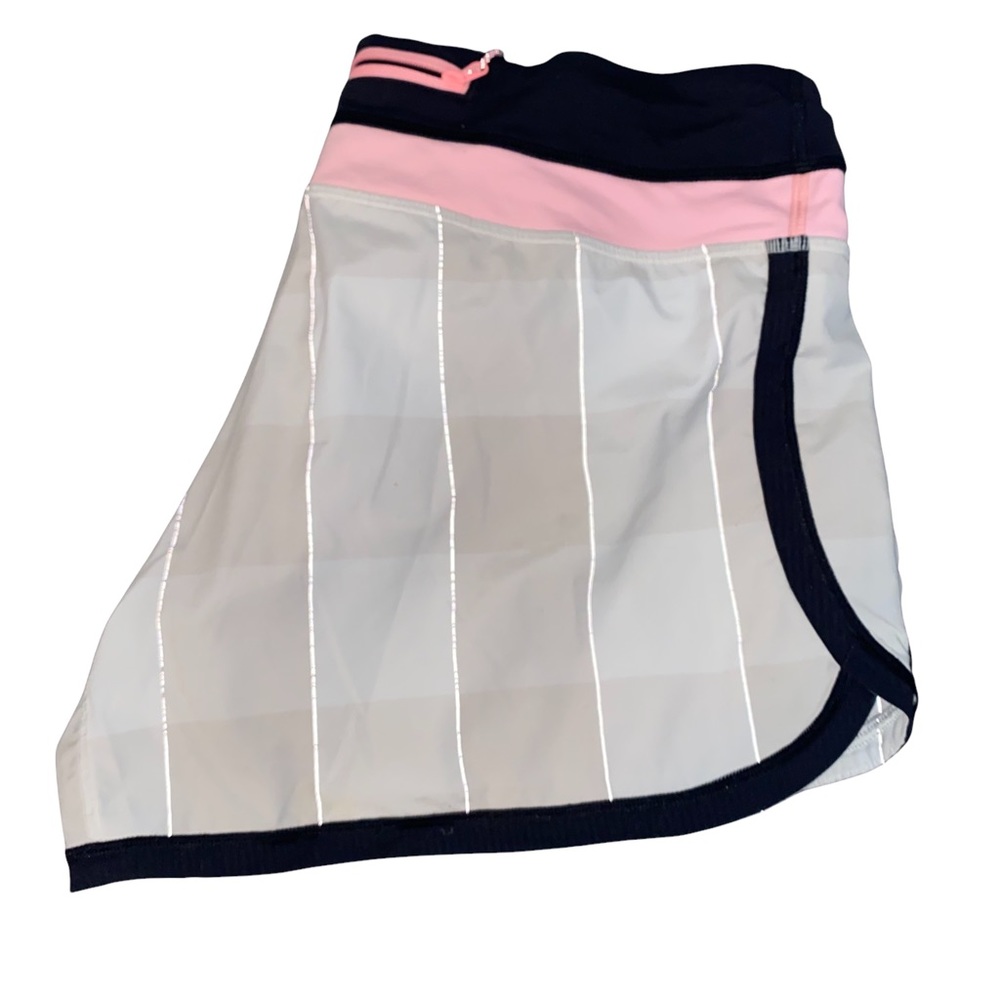 Lululemon Gros Gingham Groovy Run Shorts